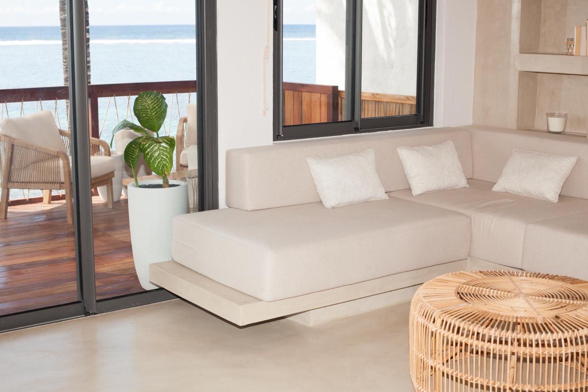 Chantauvent Guest House Blue Bay Kültér fotó