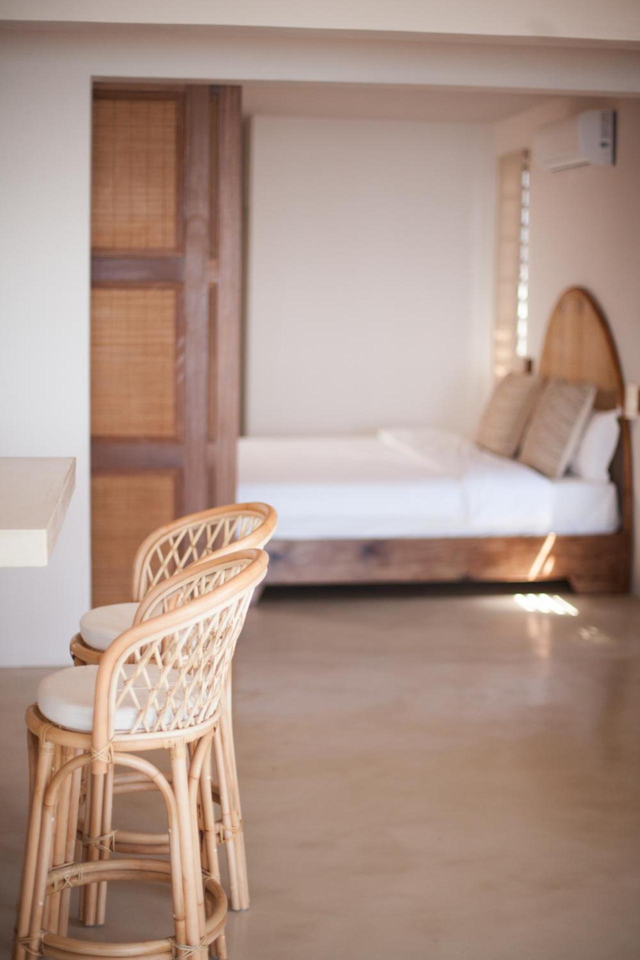 Chantauvent Guest House Blue Bay Kültér fotó